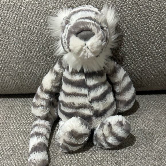 Jellycat NWOT Bashful White Tiger - Picture 2 of 3